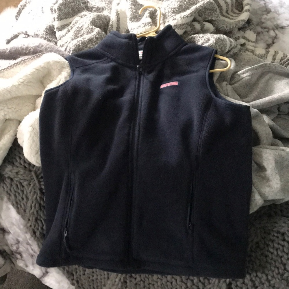 vineyard vines navy blue vest